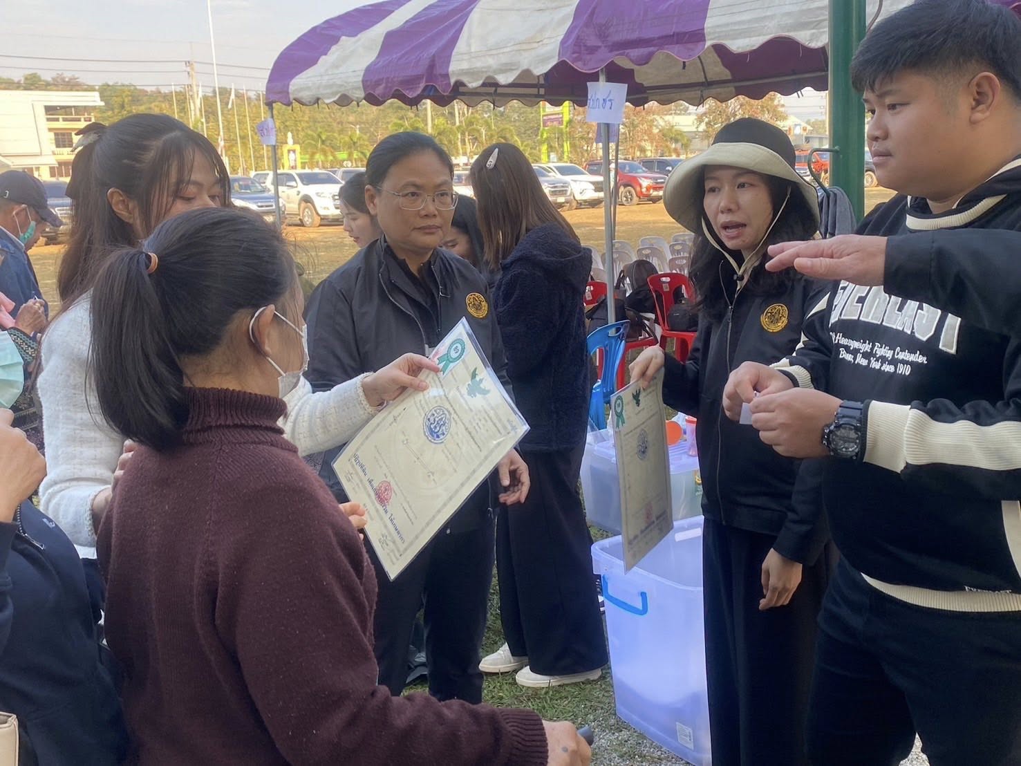 title - ส.ป.ก.ร่วมติดตาม รองนายกรัฐมนตรี และรัฐมนตรีว่าการกระทรวงเกษตรและสหกรณ์ (ร้อยเอก ธรรมนัส พรหมเผ่า) ลงพื้นที่ตรวจราชการในพื้นที่จังหวัดเชียงราย